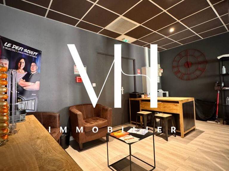 Location Local d'activités 85 m&sup2; — photo 1
