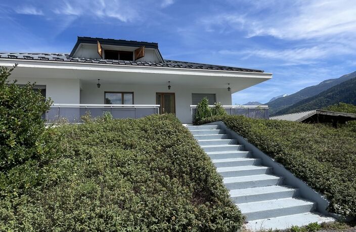 Vente Maison/villa 12 pièces — photo 3
