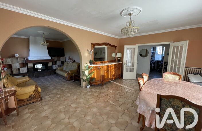 Vente Maison/villa 6 pièces — photo 2
