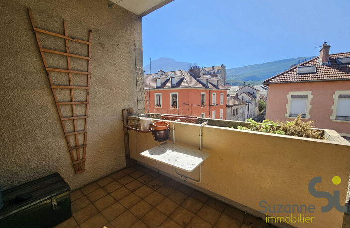 GRENOBLE Estacade T4 Meublé 95m² balcon & vue — photo 2