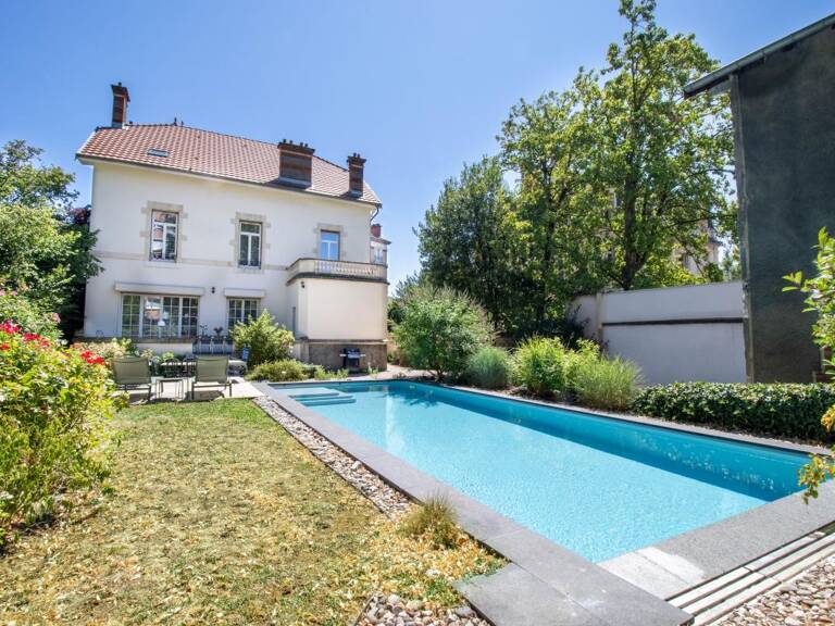 Maison À Vendre Piscine Jardin — photo 1