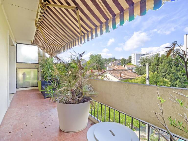 Appart T3 traversant 59 m², deux terrasses, cave et parking — photo 1