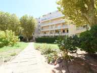 HYÈRES CENTRE-VILLE – t2 DE 49 M² AVEC TERRASSE – ASCENSEUR 83400 — photo 2