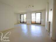 HYÈRES CENTRE-VILLE – t2 DE 49 M² AVEC TERRASSE – ASCENSEUR 83400 — photo 4