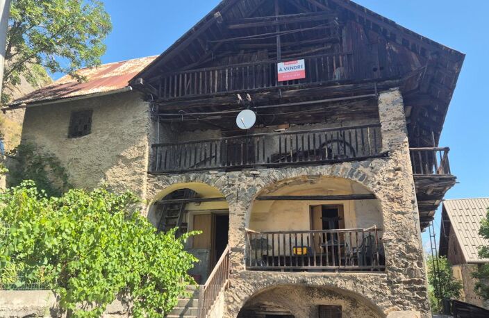 Maison à vendre 4 pièces  (05) — photo 2
