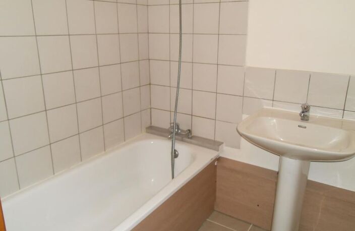 Appartement de 80m2 à louer sur Courcelles-Chaussy — photo 3