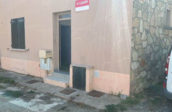 Appartement de 25m2 à louer sur Aléria — photo 2