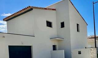Maison 5 Pièces 130 m² à louer à Laudun-l'Ardoise (30290)
