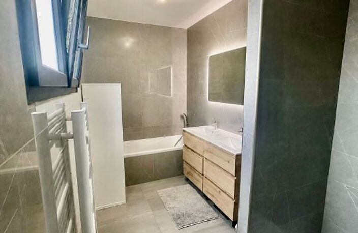 Maison de 130m2 à louer sur Laudun-l'Ardoise — photo 3