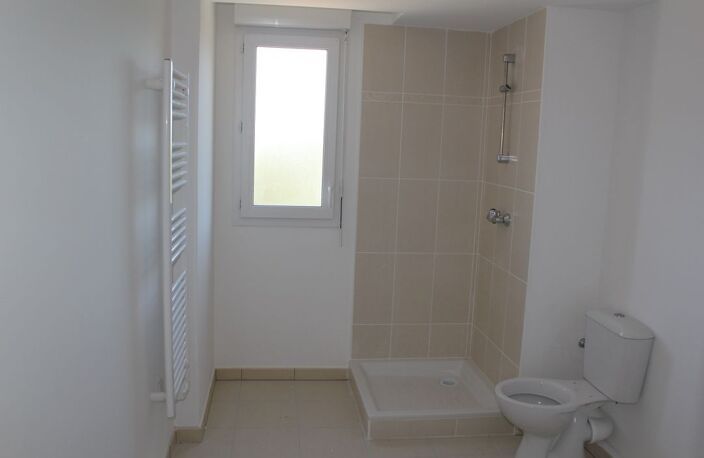 Appartement de 48m2 à louer sur Roquebrune-sur-Argens — photo 4