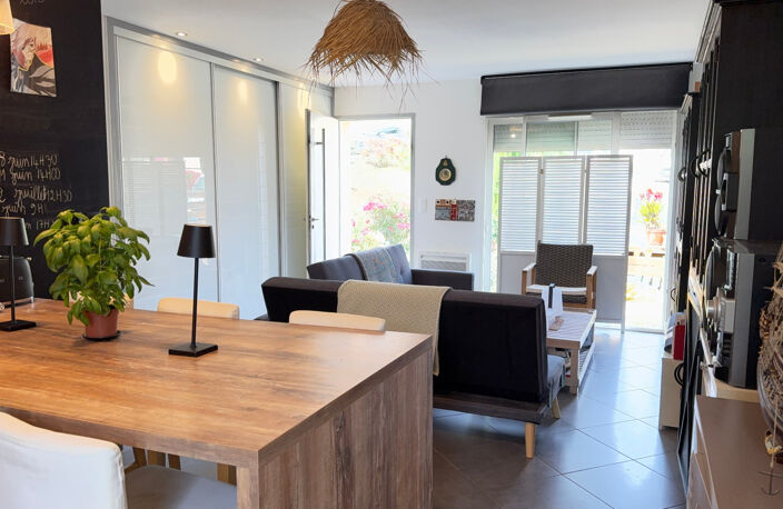 Maison de plain-pied à vendre - 4 pièces - 3 Chambres - Terrain plat 458m2 sur les hauteurs d'Apt — photo 5