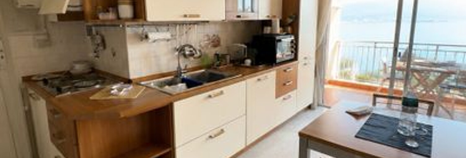 Appartement 2 Pièces 34 m² à louer à Roquebrune-Cap-Martin (06190)