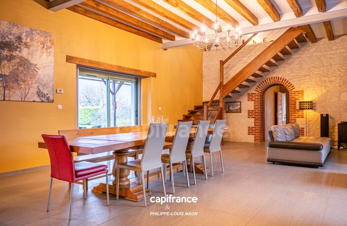 CETTE PROPRIETE DE 5 CHAMBRES EST UNE RENCONTRE RARE AVEC L'EXCELLENCE ! — photo 3