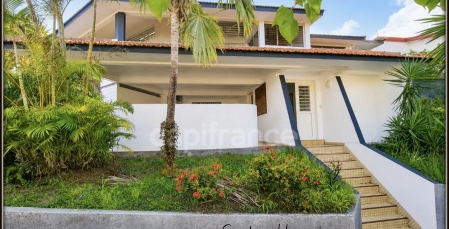 A vendre - Fort de France – Quartier Didier - Maison d'architecte – 7 Pièces – 4 Chambres + Petit T2 Indépendant — photo 1