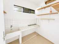A vendre - Fort de France – Quartier Didier - Maison d'architecte – 7 Pièces – 4 Chambres + Petit T2 Indépendant — photo 4