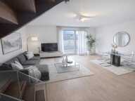 SURZUR Appartement T3 en DUPLEX de 67,70 m2. Terrasse, garage fermé et parking. À pied du bourg — photo 2