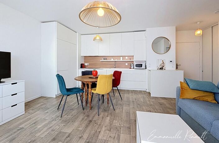 Sarzeau · Appartement T2 de 43 m² avec balcon et parking couvert, à 1 km du Golfe et 300m des commerces — photo 3