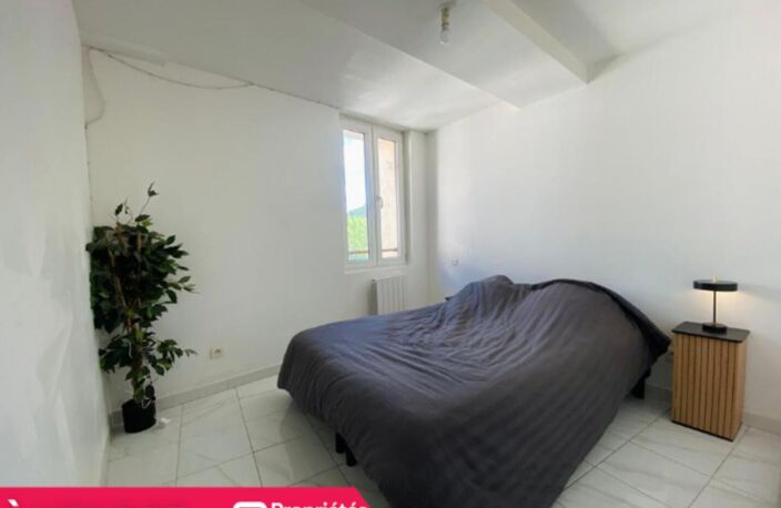 Immeuble Digne Les Bains - 255 m2 - Lot de 5 appartements — photo 2