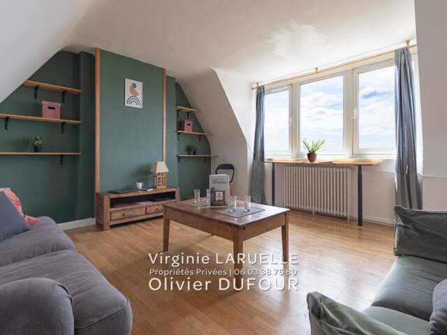 Appartement dernier étage avec vue dégagée, cave, parking et jardin partagé à Rouen — photo du bien