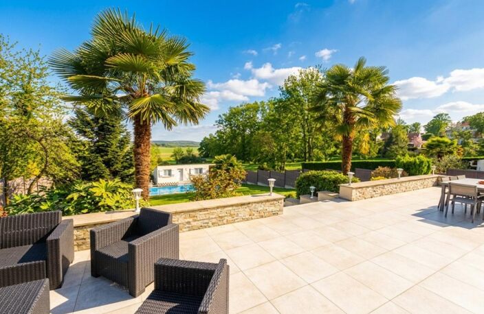 EXCLUSIVITÉ PROPRIÉTÉS-PRIVÉES - Maison d'exception, calme absolu et vue imprenable — photo 2