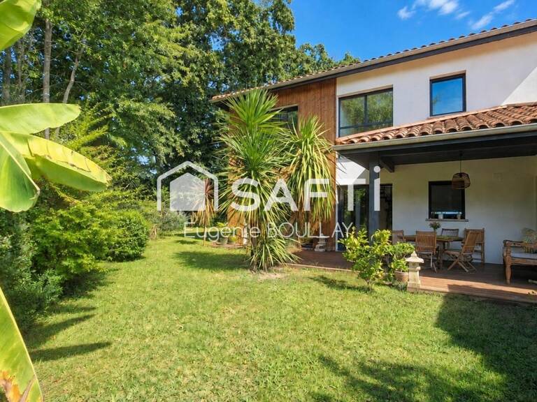 Maison contemporaine avec jardin  Anglet Montbrun — photo 1