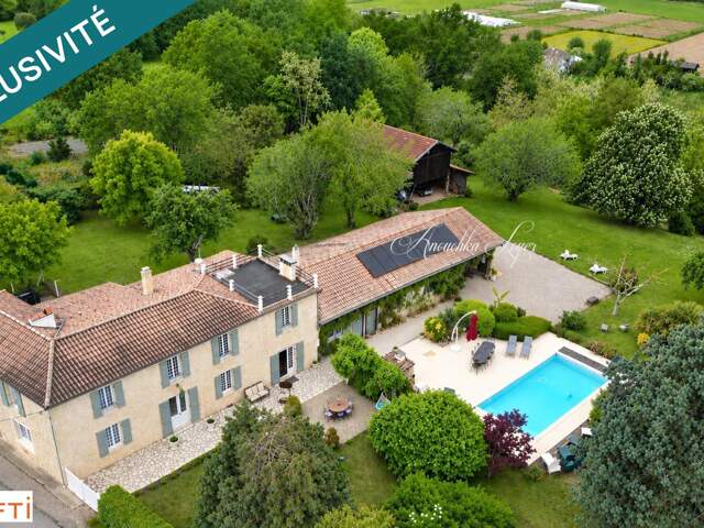 Propriété d'exception aux portes du Canal de la Garonne — photo du bien