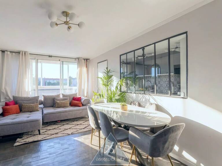 VILLEURBANNE CUSSET – À VISITER SANS TARDER – T3/T4 – 68 m² – 2 CHAMBRES + BUREAU/DRESSING – BALCONS – PARKING & CAVE – ASCENSEUR — photo 1