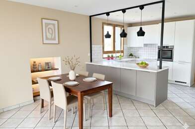 Maison 5 pièces 499000 €