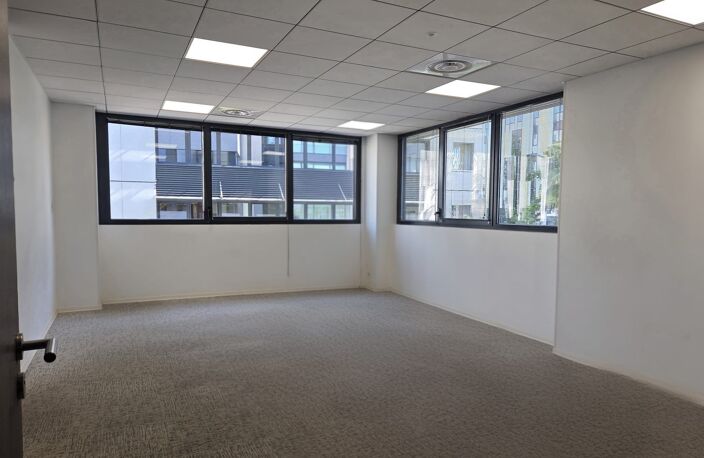Bureaux & OpenSpace ALTIS — photo 4