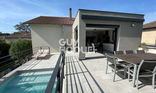 Maison 10 Pièces 234 m² à louer à Valence (26000)