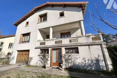 Maison 10 pièces 200000 €