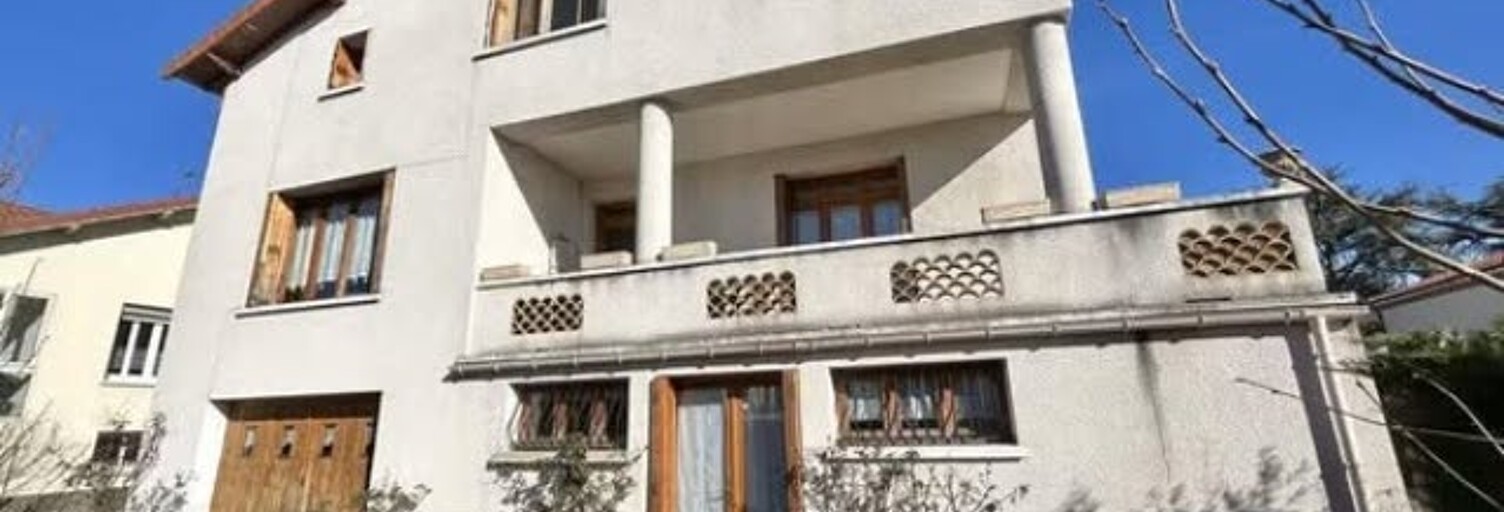 Maison 10 Pièces 256 m² à vendre à Montrond-les-Bains (42210)
