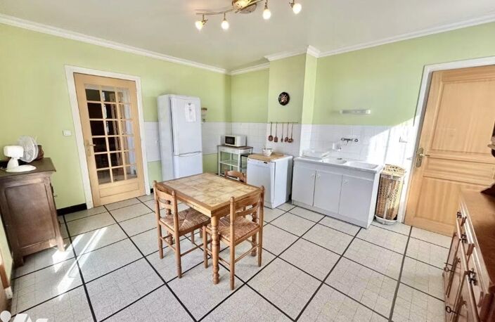 Vente maison 10 pièces 256 m² Montrond-les-Bains (42210) — photo 4