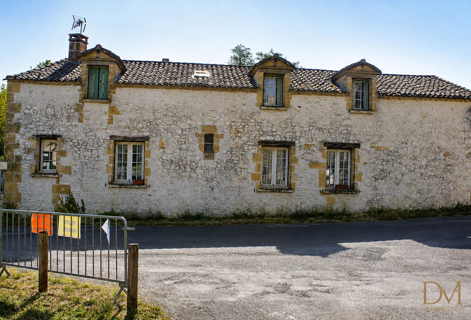 Maison avec ancien commerce   Faux-en-Périgord — photo 1