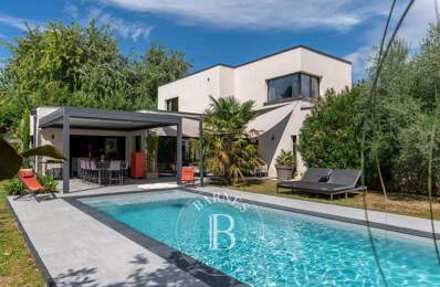 Saint Didier au Mont d'Or - Maison contemporaine - 9 pièces - 6 chambres - Terrain de 1469m² — photo du bien