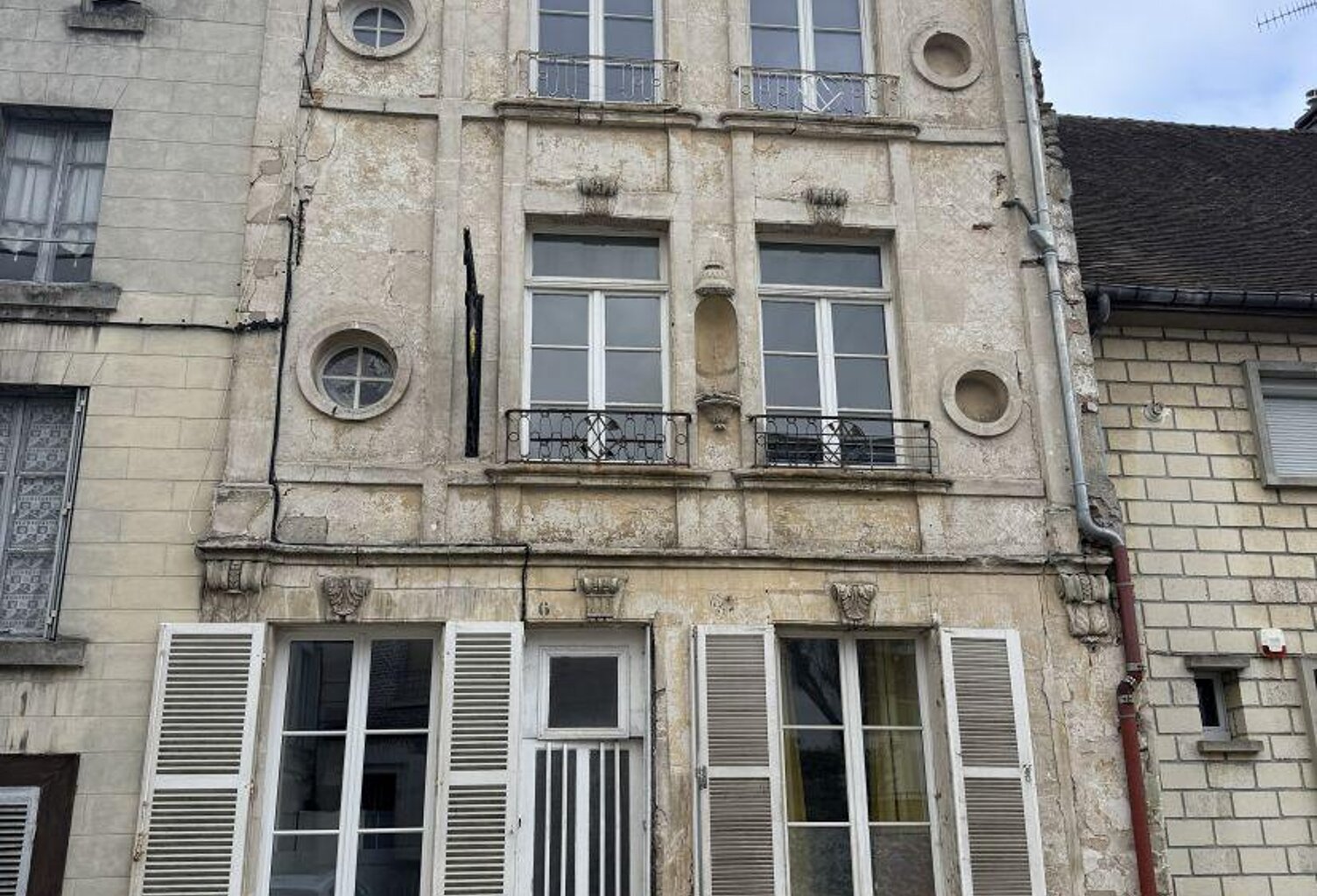 Vente Immeuble 9 pièces — photo 1