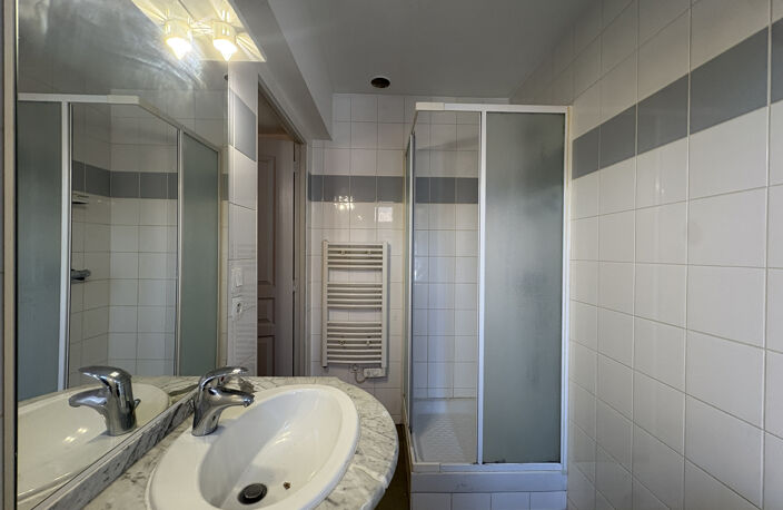 Studio 25m2 - Yvré-l'Évêque - 400EUR — photo 5