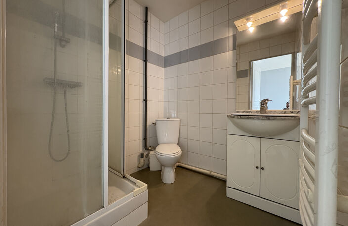 Studio meublé 25m2 - Yvré-l'Évêque - 450EUR — photo 4