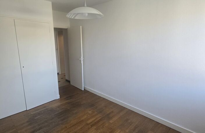 Location appartement 3 pièces 63 m² à Grenoble (38000) — photo 5