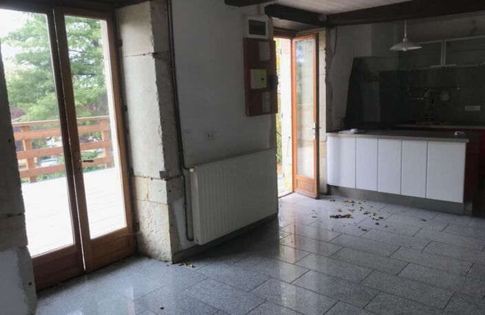 Vente maison 4 pièces 135 m² La Clayette (71800) — photo 4