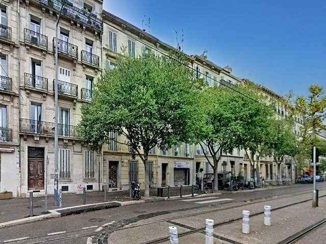 Superbe appartement 4 pièces lumineux à vendre à Marseille - Le Camas - Garage - Cave - Chambre de service — photo du bien