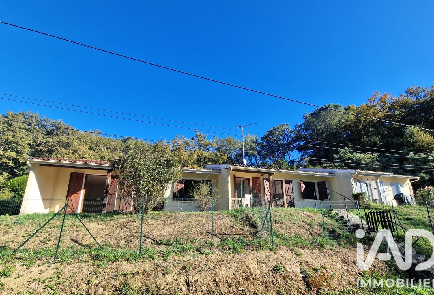 Vente Immeuble 138 m&sup2; — photo 1