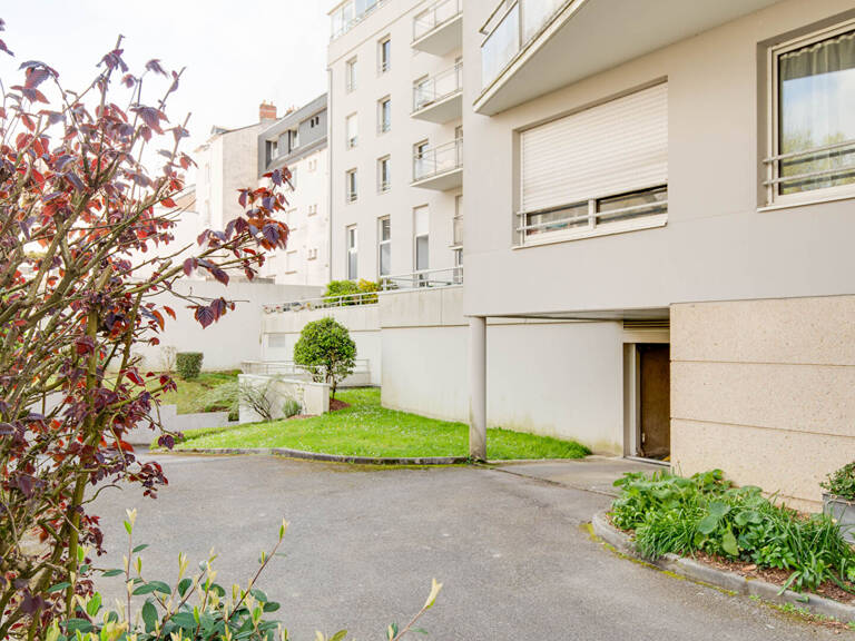 A VENDRE PLACE PARKING COUVERTE NANTES SAINT-CLEMENT — photo 1
