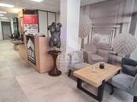 Rare! Murs commerciaux de 345 M² en plein centre — photo 3
