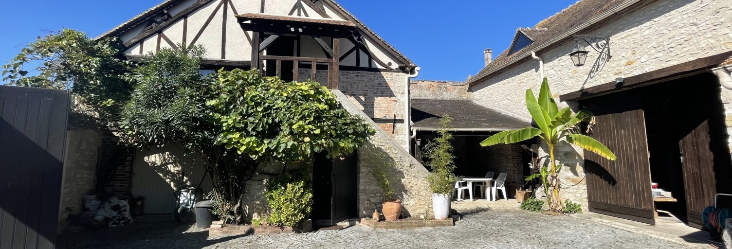 Maison 5 Pièces 257 m² à vendre à Saint-Germain-Laval (77130)