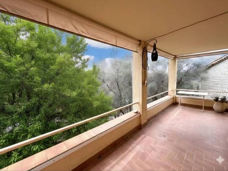 Proche Tourette Levens- VILLA A RENOVER — photo 1