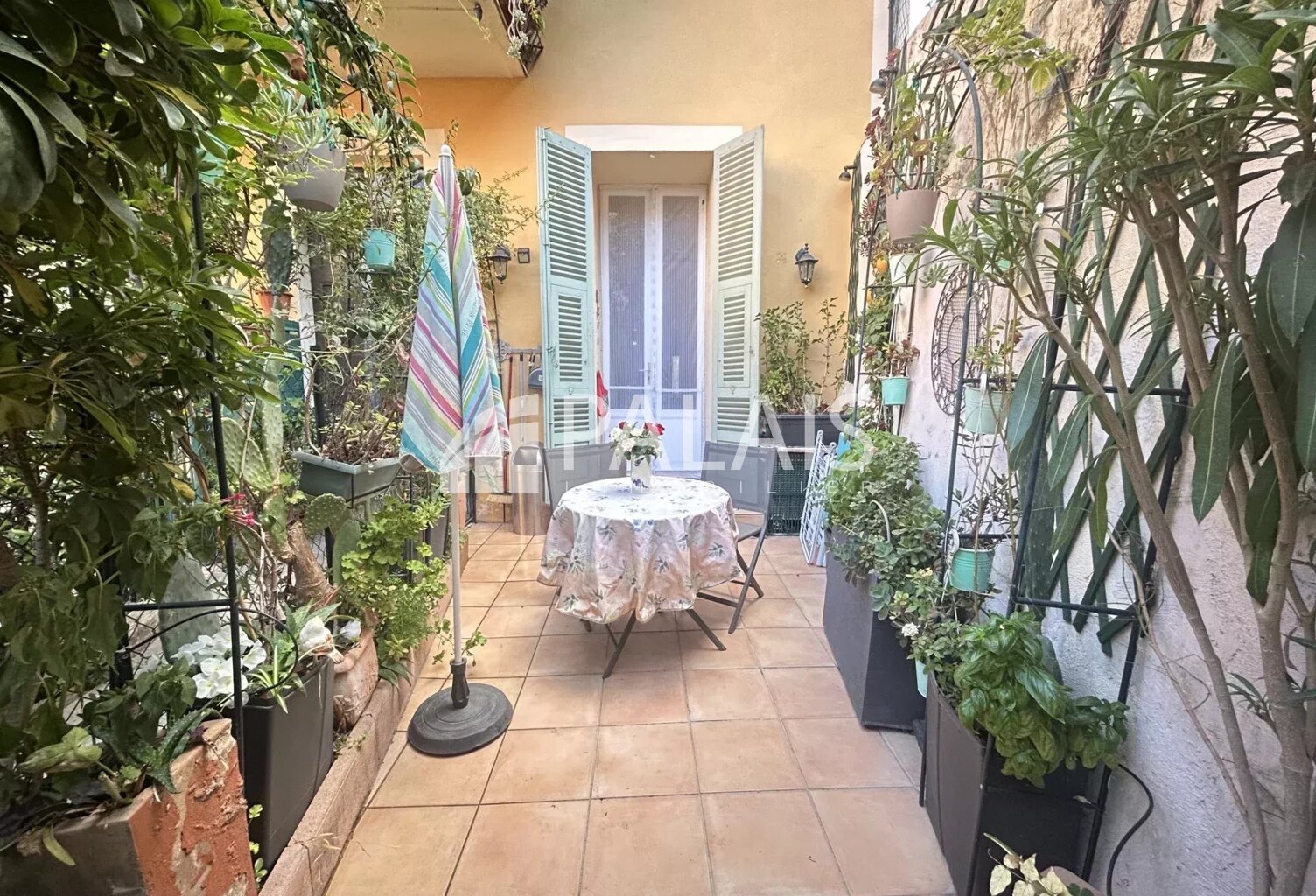 2 pièces terrasse au calme — photo 1
