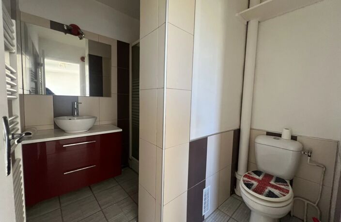 Nîmes, quartier Jean Jaurès, studio 23m² avec grenier 12m² — photo 5
