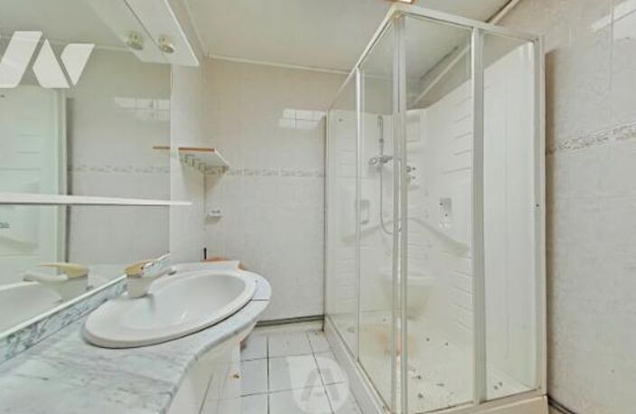 Vente maison 5 pièces 106 m² Tourcoing (59200) — photo 2