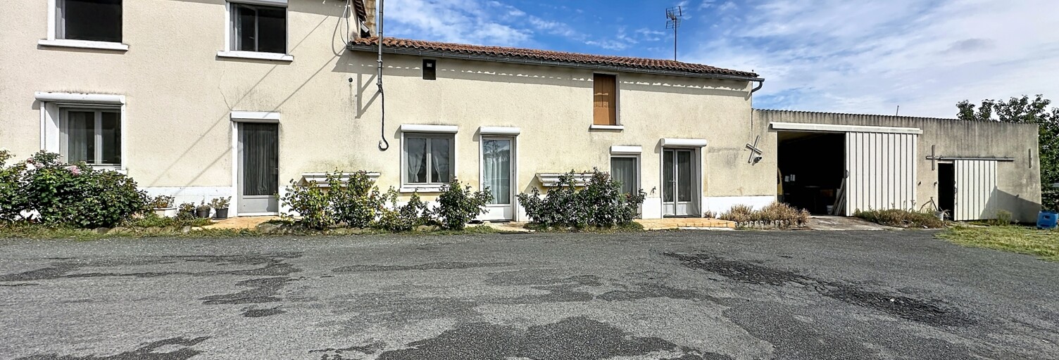 Maison 5 Pièces 146 m² à vendre à Saint-Martin-de-Mâcon (79100)
